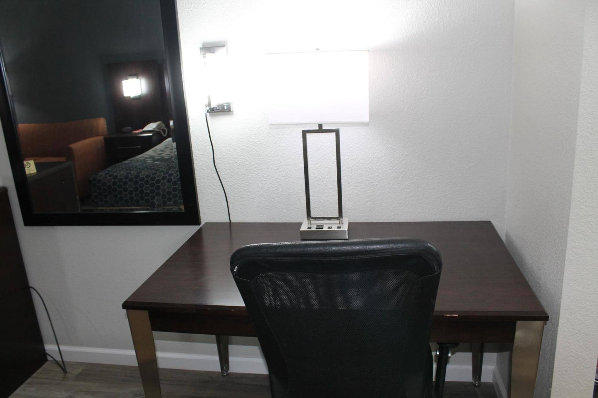Econo Lodge Cheraw Market Street Dış mekan fotoğraf
