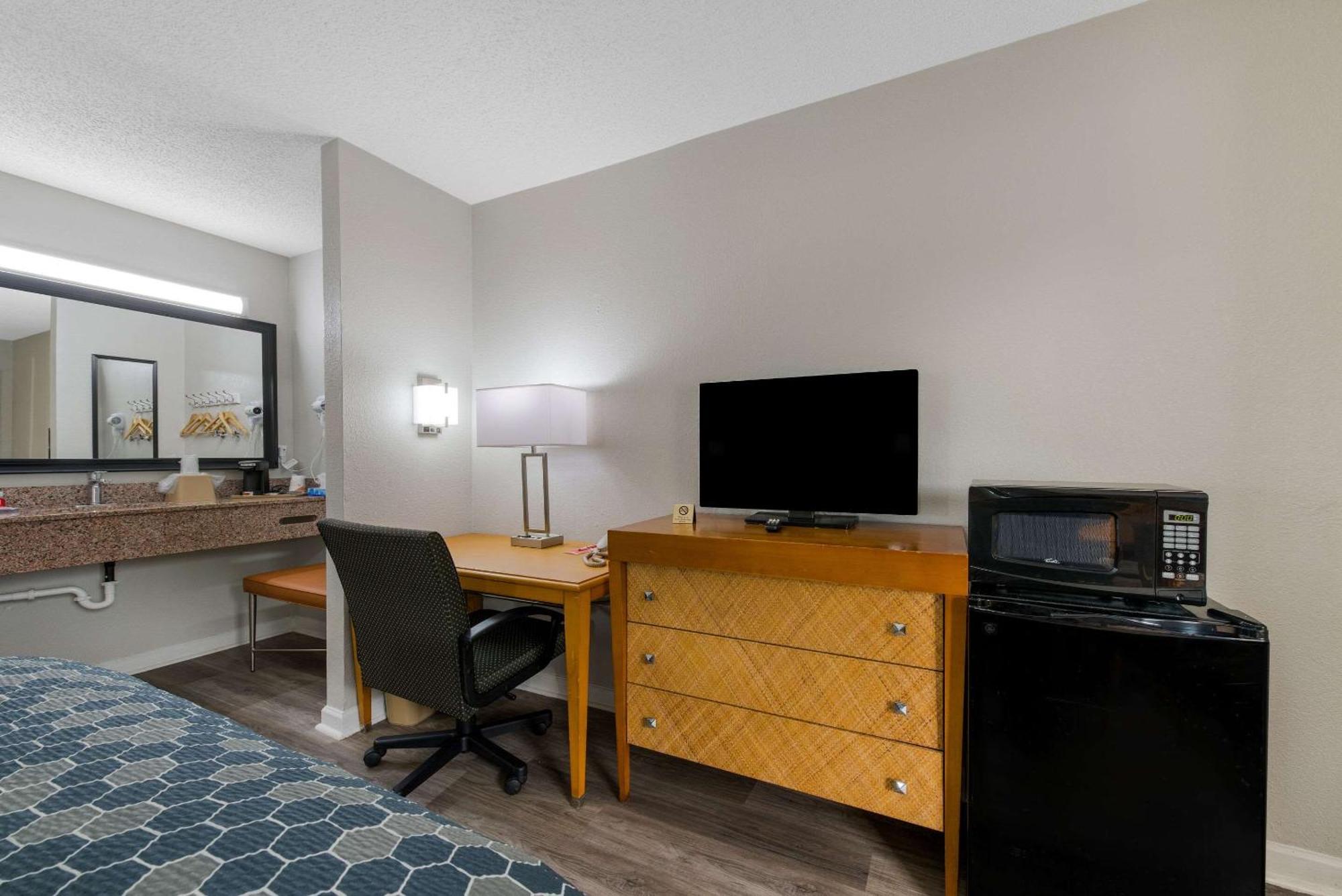 Econo Lodge Cheraw Market Street Dış mekan fotoğraf