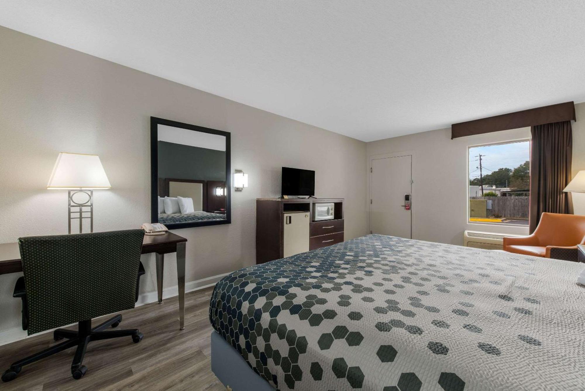 Econo Lodge Cheraw Market Street Dış mekan fotoğraf