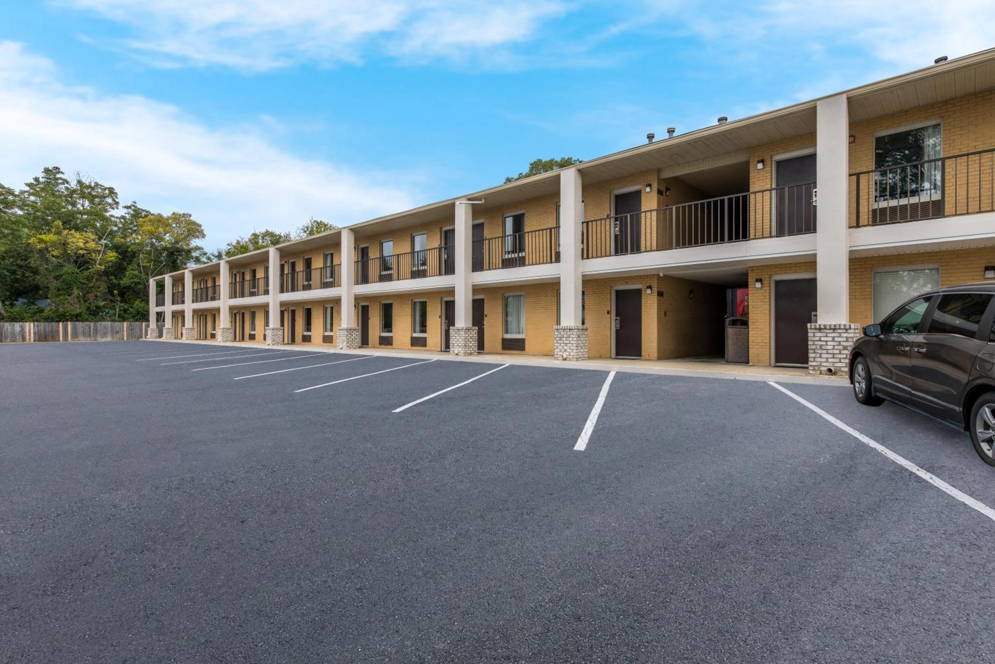 Econo Lodge Cheraw Market Street Dış mekan fotoğraf